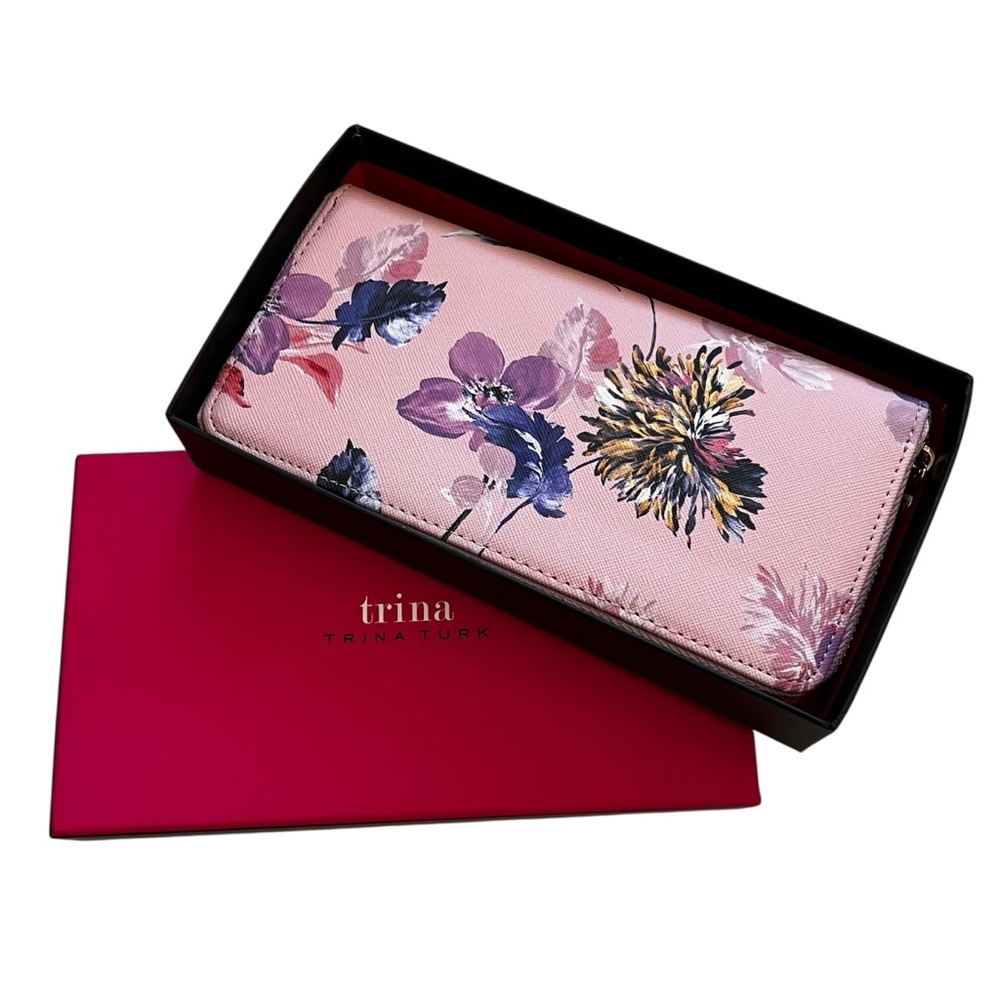 NWT Trina Turk Floral Zip Around Wallet Box Included
